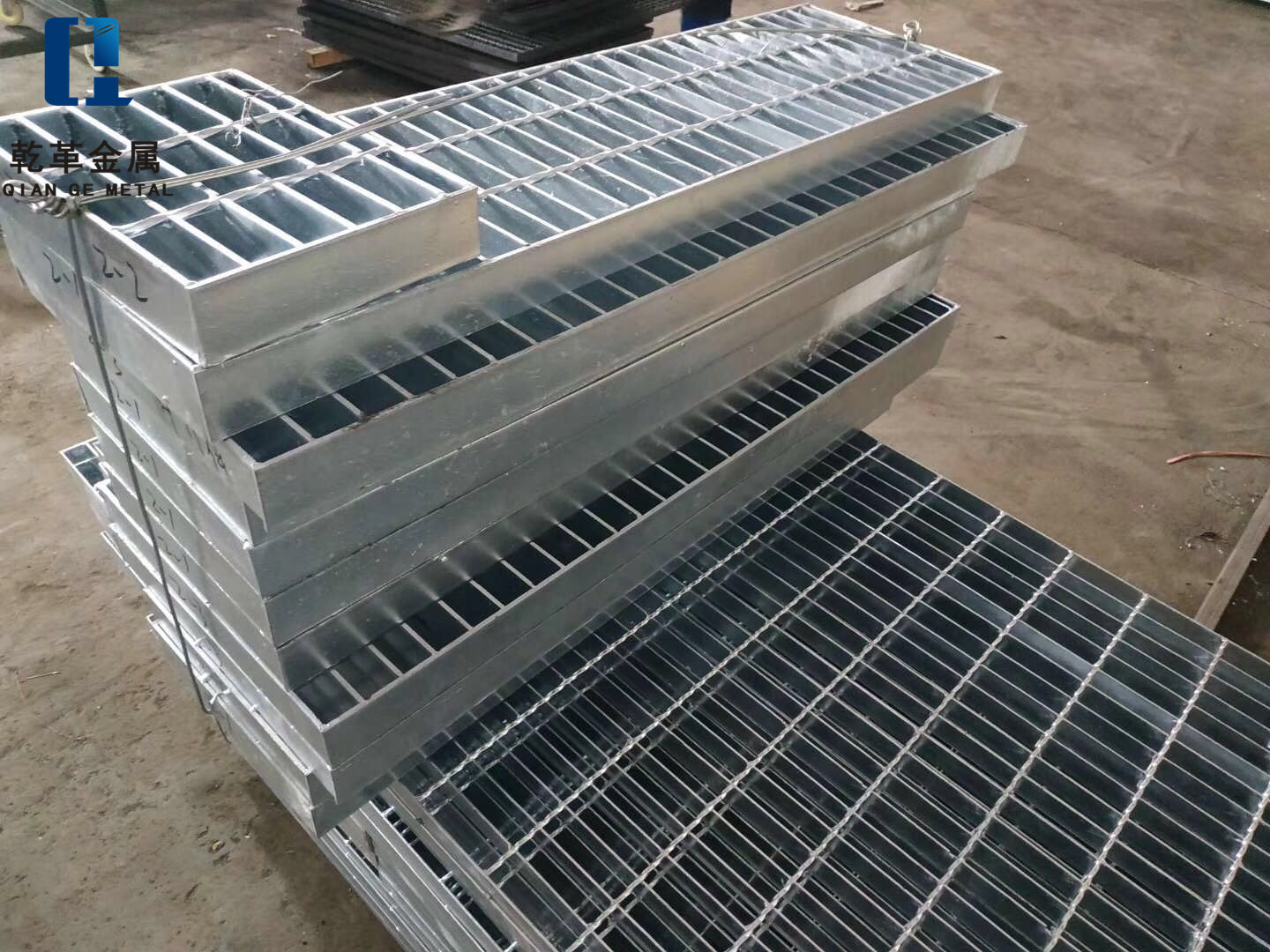 平臺鋼格板-04 平臺鋼格板-04